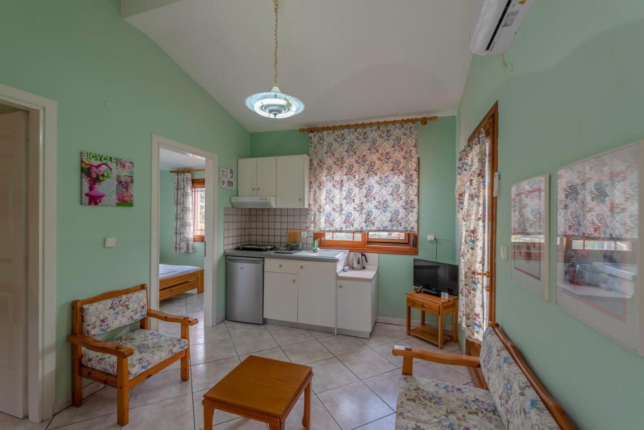 Villa Melina 2 コイニラ エクステリア 写真